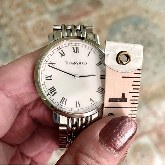 Tiffany & Co. Unisex Watch Classic Roman Numeral Design. Needs new battery. - Picture 5 of 12